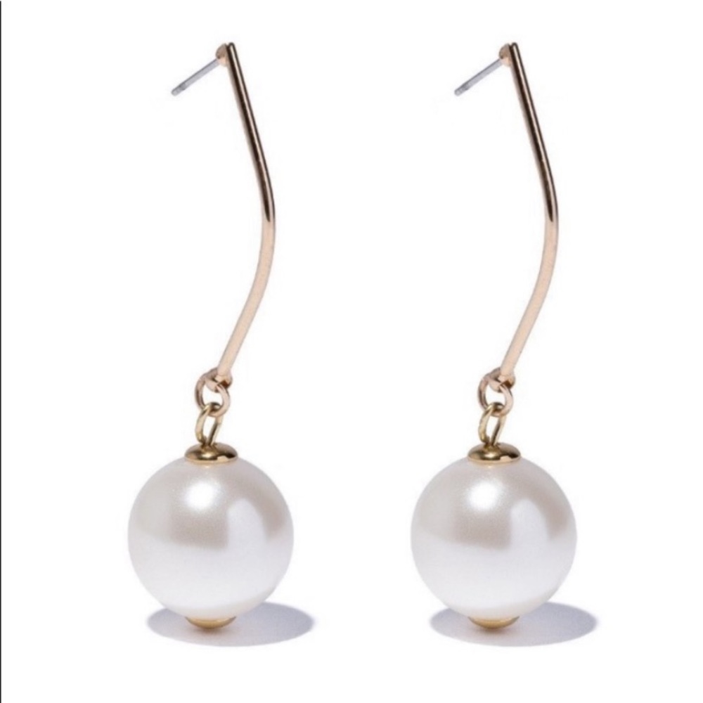 NWOT Lele Sadoughi Pearl Earring